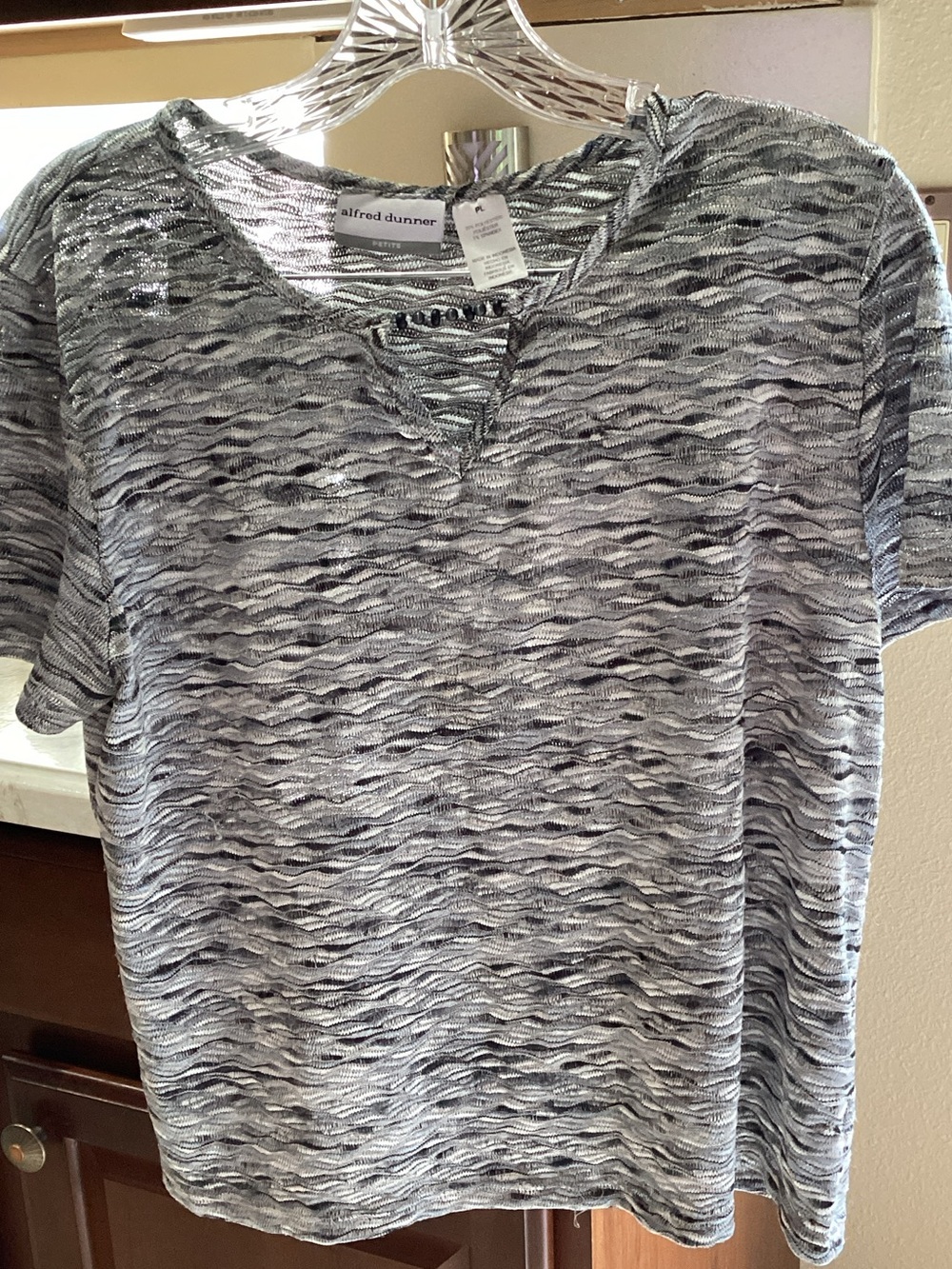 Alfred Dunner Gray and Black Wave-Texture Short Sleeve Tee